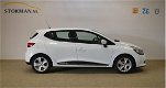 Renault Clio - TCe 90 Dynamique | Afneembare Trekhaak | INCLUSIEF RIJKLAARPAKKET TWV € 695, - | - 1 - Thumbnail