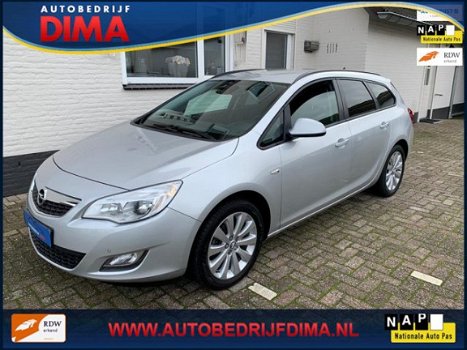 Opel Astra Sports Tourer - 1.4 Turbo Cosmo / Navi/ Cruise Control/ Stoelverwarming/ PDC - 1