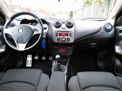 Alfa Romeo MiTo - 1.3 JTDm ECO Essential | DEALER ONDERHOUDEN | CLIMA | PARKEERSENSORS | - 1