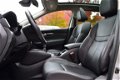 Nissan Qashqai - 1.2 Tekna Pano Leder Navi Trekhaak 19INCH Lane ’14 - 1 - Thumbnail