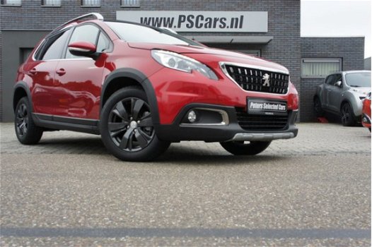 Peugeot 2008 - 1.2 PT Allure Bluetooth/CarPlay/Cruise/LED/Navi/Panorama/PDC/Velgen 110pk RIJKLAAR €1 - 1