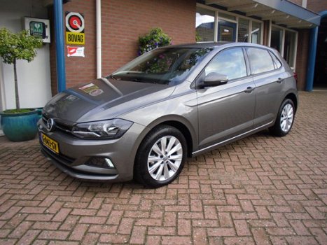 Volkswagen Polo - 1.0 TSI Highline Business R - 1