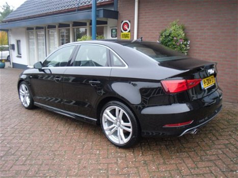 Audi A3 Limousine - 1.6 TDI Ambition Pro Line S - 1