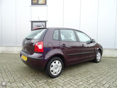 Volkswagen Polo - 1.4-16V - 1