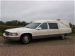 Cadillac Fleetwood - Fleetwood Rouwauto - 1 - Thumbnail