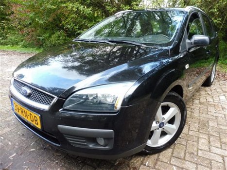 Ford Focus Wagon - 1.6-16V First Edition 2005/AIRCO/TREKHAAK/ - 1