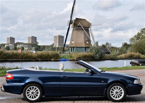 Volvo C70 Convertible - 2.0 T Sport Nieuw cabrio dak mooie auto - 1