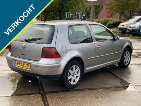 Volkswagen Golf - 1.6-16V Pacific/Airco/CruiseC/Nieuwe APK - 1