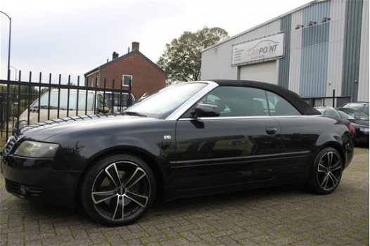 Audi A4 Cabriolet - 2.4 V6 Exclusive Aut. Leer Cruise ECC Topstaat - 1