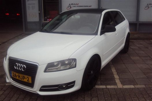 Audi A3 Sportback - 2.0 TDI Attraction Pro Line Business - 1