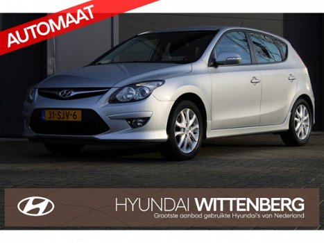 Hyundai i30 - 1.6i i-Motion | Climate control | Cruise control | Parkeersensoren | - 1