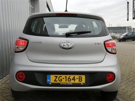 Hyundai i10 - 1.0i 66pk Comfort (Navi, PDC) - 1