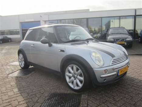 Mini Mini Cooper - 1.6 l Xenon l Leer l Navi l Panodak l Youngtimer - 1