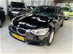 BMW 1-serie - 116i / Beeld/ Nap/ Lm velgen/ Xenon/ NETTE AUTO - 1 - Thumbnail