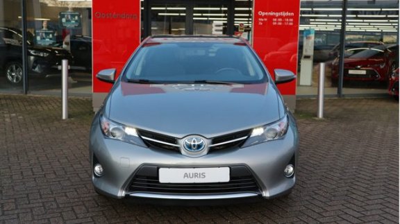 Toyota Auris - 1.8 Hybrid Dynamic | Achteruitrijcamera | Cruise control | Electronic climate control - 1