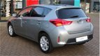 Toyota Auris - 1.8 Hybrid Dynamic | Achteruitrijcamera | Cruise control | Electronic climate control - 1 - Thumbnail