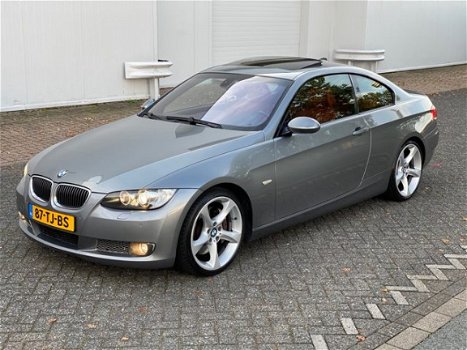 BMW 3-serie Coupé - 335i HighEx 380PK Aut/Leer/Navi/Dak *NAP* VOL - 1