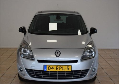 Renault Grand Scénic - 1.5 dCi Bose Automaat/Panoramdak/Xenon/Trekhaak/Navigatie - 1