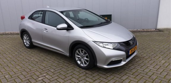 Honda Civic - 2.2D Comfort NAVIGATIE/ WEINIG KILOMETERS - 1