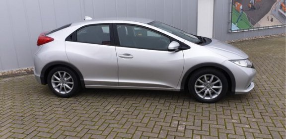 Honda Civic - 2.2D Comfort NAVIGATIE/ WEINIG KILOMETERS - 1