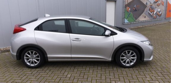 Honda Civic - 2.2D Comfort NAVIGATIE/ WEINIG KILOMETERS - 1