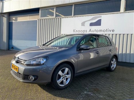 Volkswagen Golf - 1.2 TSI Trendline BlueMotion Navigatie , Stoelverwarming, Airco Full Optie - 1