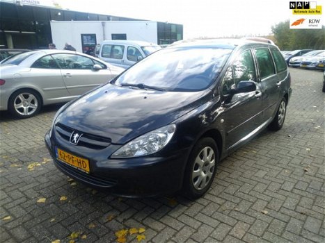 Peugeot 307 SW - 1.6 16V 7 PERSONEN UITVOERING SUPER DE LUXE UITVOERING MET LANGE APK GEWOON KOOPJE - 1