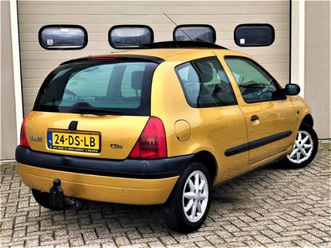 Renault Clio - 1.4 - 1