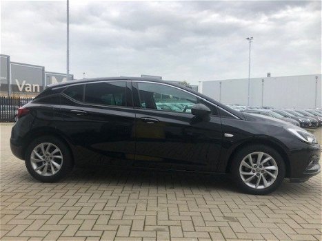 Opel Astra - 1.0T 105pk Innovation Park-Pilot | AppleCar Play - 1