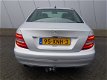 Mercedes-Benz C-klasse - 180 Premium Edition | SHOWROOMSTAAT | AUTOMAAT | PARKEERSENSOREN | - 1 - Thumbnail