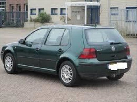 Volkswagen Golf - 1.6 Comfortline - 1