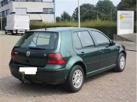 Volkswagen Golf - 1.6 Comfortline - 1