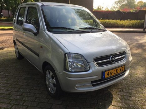 Opel Agila - 1.2-16V Star Edition - 1