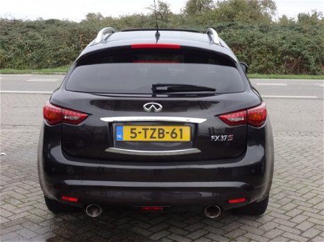 Infiniti FX - 37 S - 1