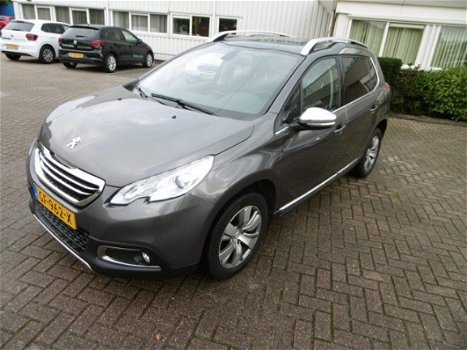 Peugeot 2008 - 1.2 PureTech Blue Lease Executive - 1