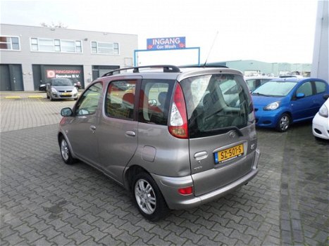 Toyota Yaris Verso - 1.5 VVT-i Sol - 1