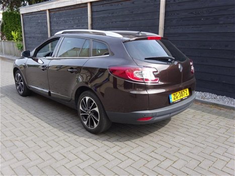 Renault Mégane Estate - 1.2 TCe Bose SartStop 132 PK 17