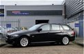 BMW 3-serie Touring - 320i Business Line Navigatie Xenon - 1 - Thumbnail