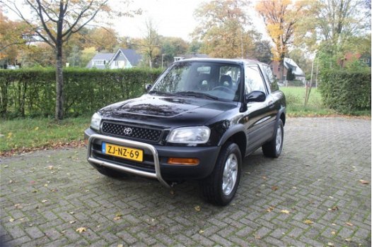 Toyota FunCruiser RAV4 - 2.0i Hardtop 4X4 (3 deurs) - 1