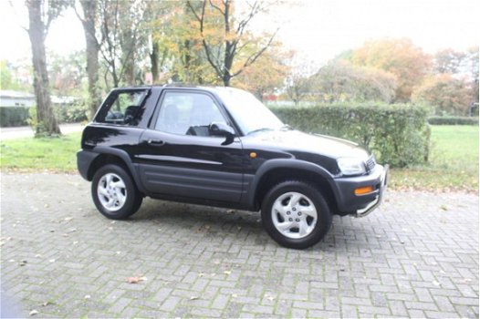 Toyota FunCruiser RAV4 - 2.0i Hardtop 4X4 (3 deurs) - 1