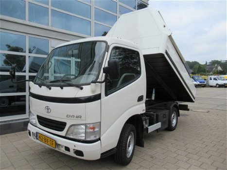 Toyota Dyna - 100 2.5 D-4D Veegvuil kipper - 1