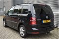 Volkswagen Touran - 1.9 TDI 6-Bak 7-Persoons 1e Eigenaar - 1 - Thumbnail