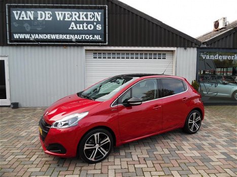 Peugeot 208 1.2 PureTech 110pk 5drs GT-Line Panodak/Camera/Navi!! - 1