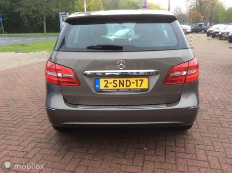 Mercedes-Benz B-klasse - 180 CDI Edition xenon navi lm vlg btw nap - 1