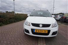 Suzuki SX4 - 1.6 COMFORT PERF.STAAT + WINTERSET AIRCO TREKHAAK 16INCH LMV DAKRAILS CARKIT PARROT ELE