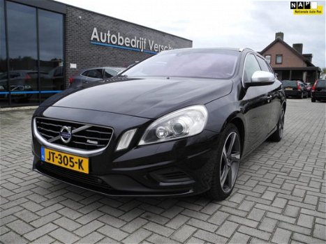 Volvo V60 - 2.4 D5 AWD R-Design 198.000 km i.z.g.st - 1