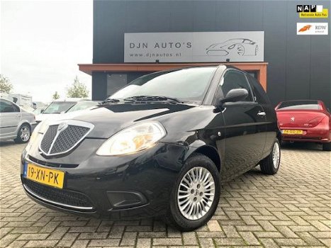 Lancia Y(psilon) - 1.2 Argento 2007 org 94dkm Nap Airco Apk 9-2020 - 1