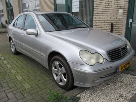 Mercedes-Benz C-klasse - 240 Elegance - 1