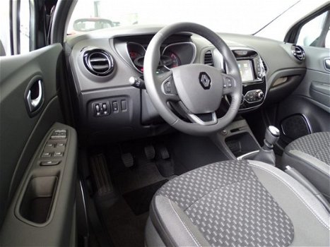 Renault Captur - TCe 90pk Intens Camera, Navig. Climate, Cruise, Lichtm. velg - 1