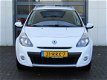 Renault Clio Estate - 1.2-16V Collection Navi LM velgen Airco NL Auto NAP - 1 - Thumbnail